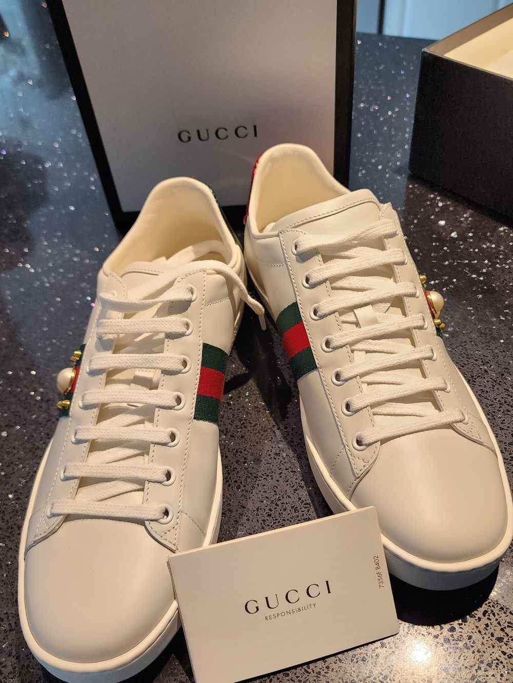 Gucci White Leather Sneakers with Green and Red Stripe Size 42 (New With Box)